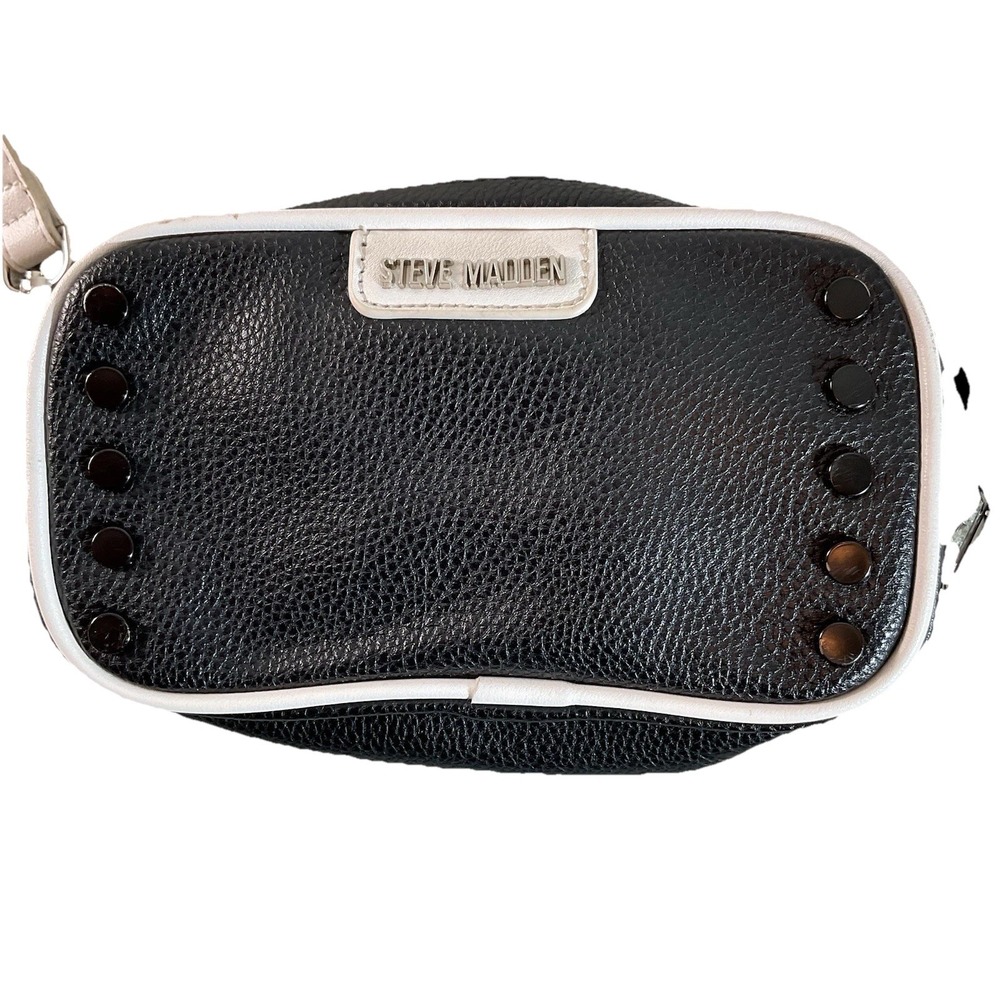 Steve Madden Black/ White Crossover Purse